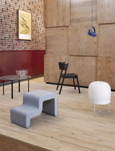 Hubsch Silla oblicua negra - 331604