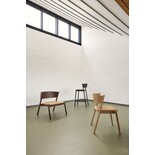 Hubsch Silla oblicua con asiento de cuero - 331603