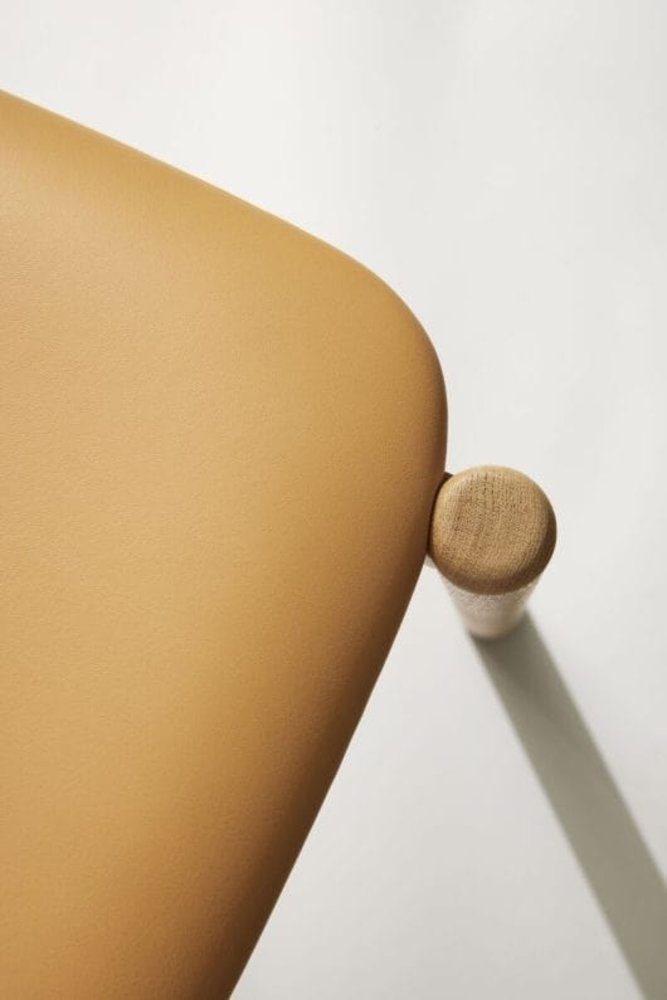 Hubsch Oblique chair with leather seat - 331603