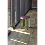 Hubsch Sgabello Smile bordeaux/verde - 021607 Hubsch Sgabello Smile bordeaux/verde - 021607