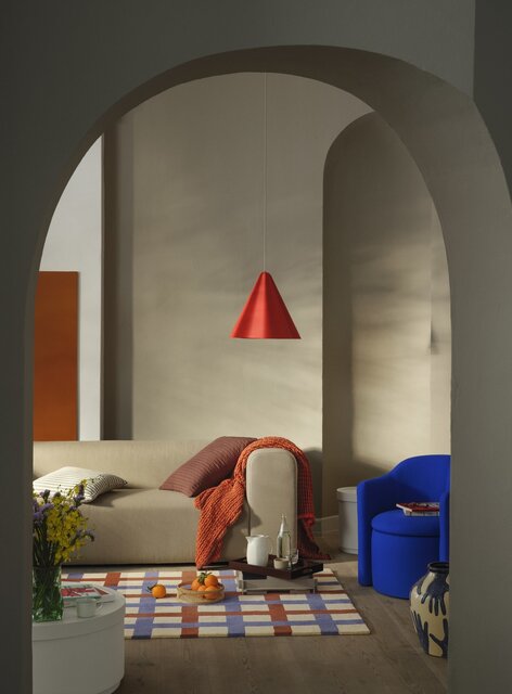 Broste Copenhagen Kjol hänglampa röd Ø30cm - 60080007