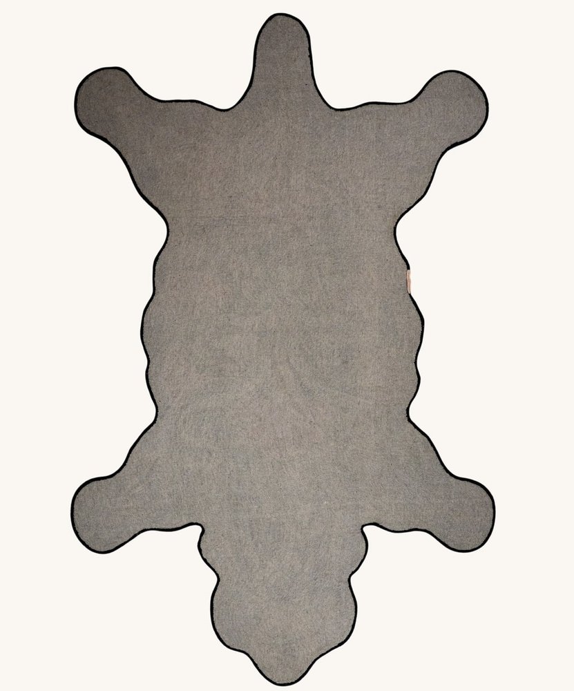 Doing Goods Tapis ours noir fleuri XL - 1.45.10.093.900.6