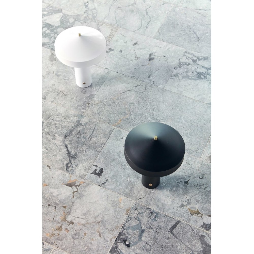 OYOY Hatto bordlampe hvit - L300694 OYOY Hatto bordlampe hvit - L300694