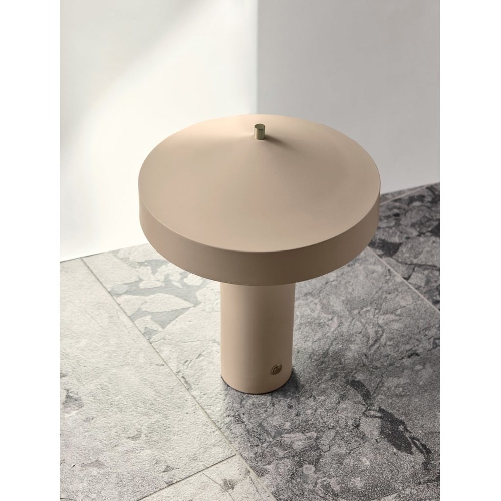 OYOY Lámpara de mesa Hatto arcilla - L300696 OYOY Lámpara de mesa Hatto arcilla - L300696