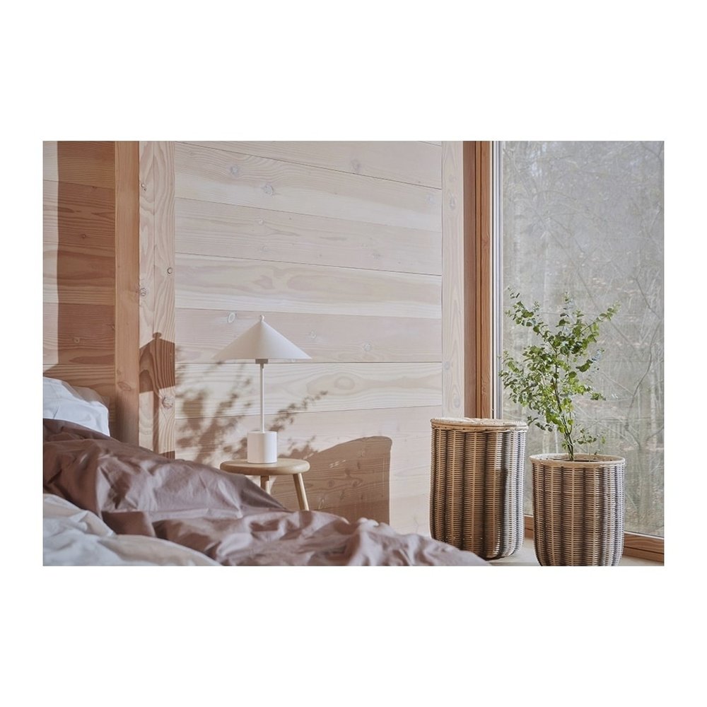 OYOY Stripet oppbevaringskurv - L300486