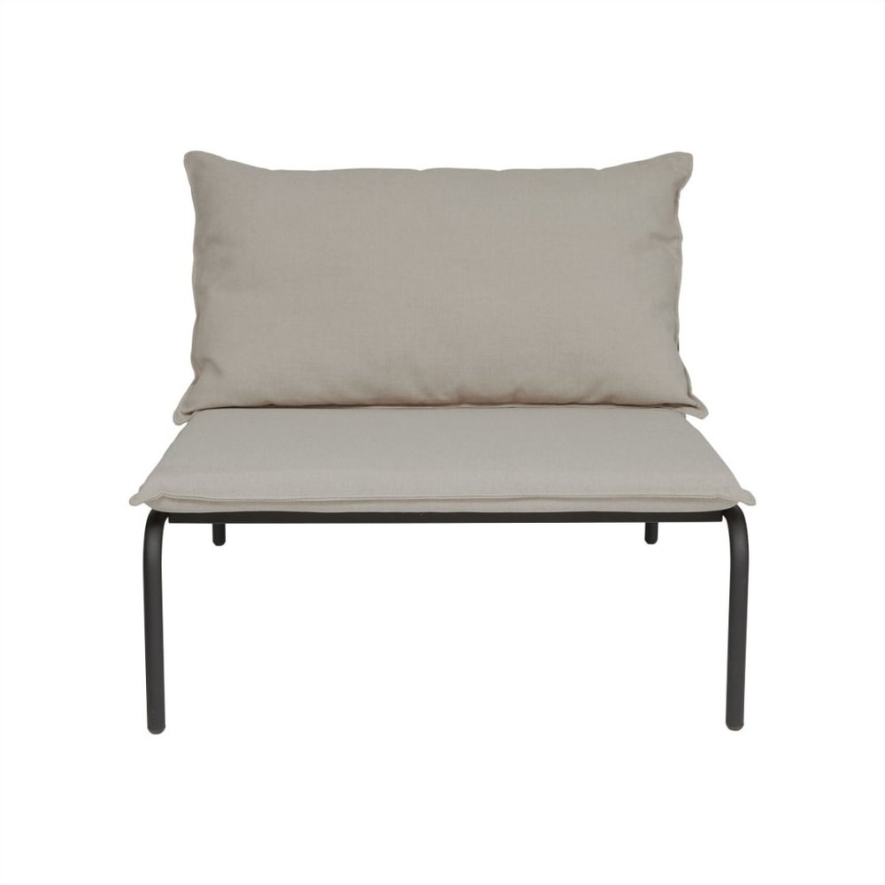 OYOY Furi outdoor loungestoel - L300767 OYOY Furi outdoor loungestoel - L300767