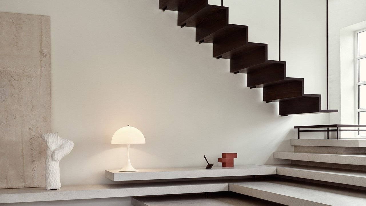 Louis Poulsen Panthella 400 bordlampe opal - 5744167042