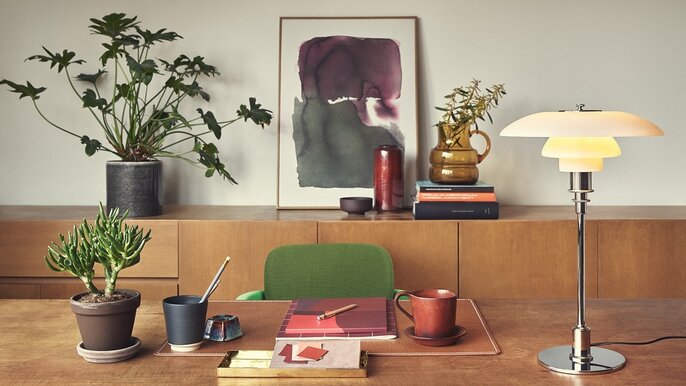 Louis Poulsen Lampe de table PH 3/2 chrome - 5744162801 Louis Poulsen Lampe de table PH 3/2 chrome - 5744162801