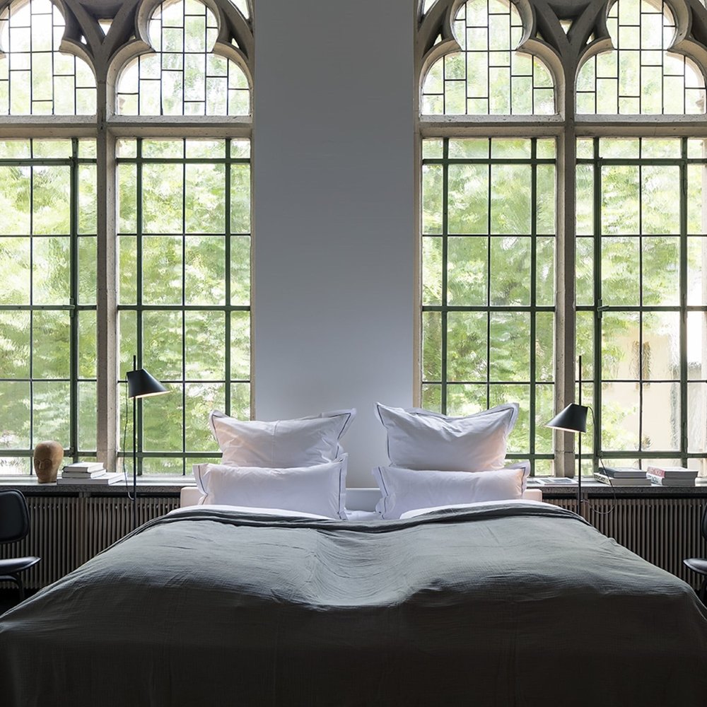 Louis Poulsen Yuh golvlampa svart - 5744612539 Louis Poulsen Yuh golvlampa svart - 5744612539