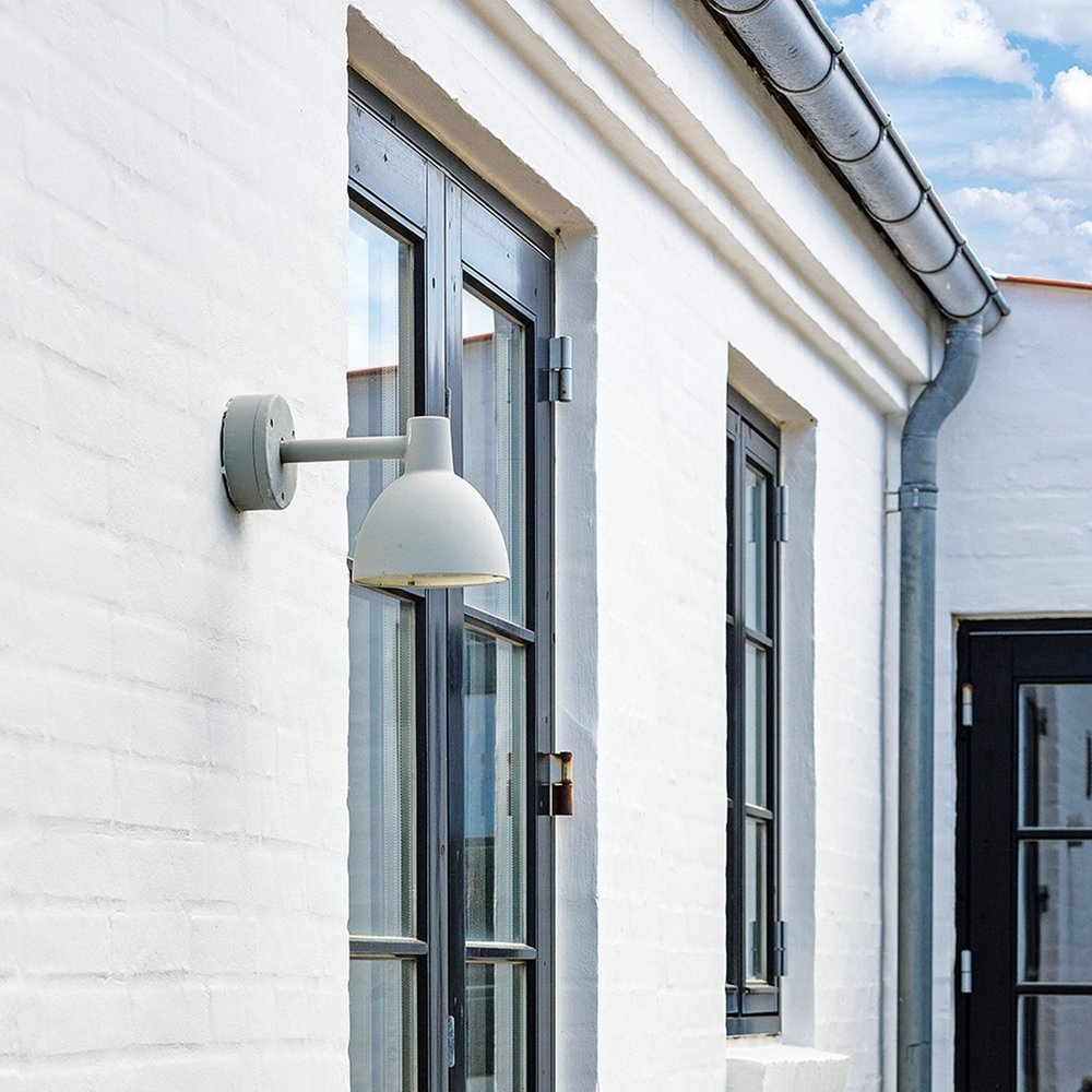 Louis Poulsen Toldbod utomhus vägglampa Ø155mm aluminium - 5743145913 Louis Poulsen Toldbod utomhus vägglampa Ø155mm aluminium - 5743145913