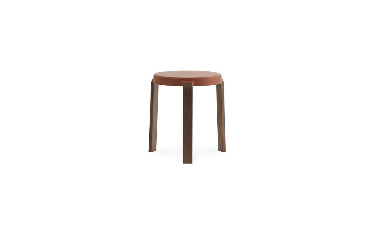 Normann Copenhagen Tabouret robinet noyer/caramel - 602289 Normann Copenhagen Tabouret robinet noyer/caramel - 602289
