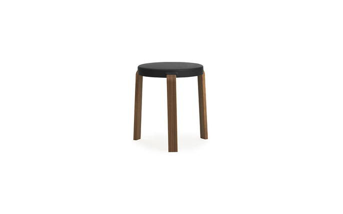 Normann Copenhagen Tap kruk walnoot/zwart - 602256 Normann Copenhagen Tap kruk walnoot/zwart - 602256