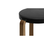 Normann Copenhagen Tap kruk walnoot/zwart - 602256 Normann Copenhagen Tap kruk walnoot/zwart - 602256
