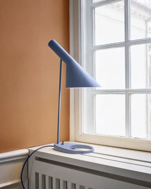 Louis Poulsen AJ table lamp dusty blue - 5744170136