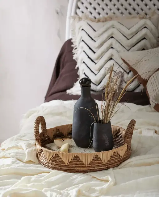 Nordal Juniper bottle with cap black - 9195 Nordal Juniper bottle with cap black - 9195