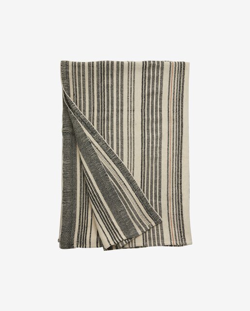 Nordal Colcha Vesper 140x200cm - 6100 Nordal Colcha Vesper 140x200cm - 6100