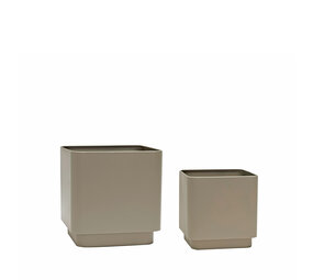 Hubsch Fioriere a cubo marrone set da 2 pezzi Hubsch Fioriere a cubo marrone set da 2 pezzi