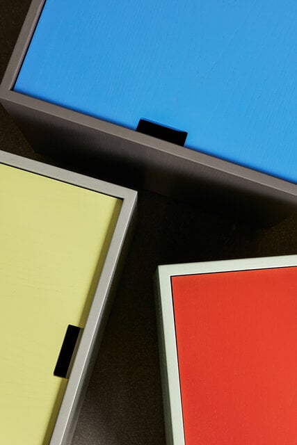 Hubsch Hvelv sidebord/oppbevaringsboks lys grønn/rød - 021910 Hubsch Hvelv sidebord/oppbevaringsboks lys grønn/rød - 021910