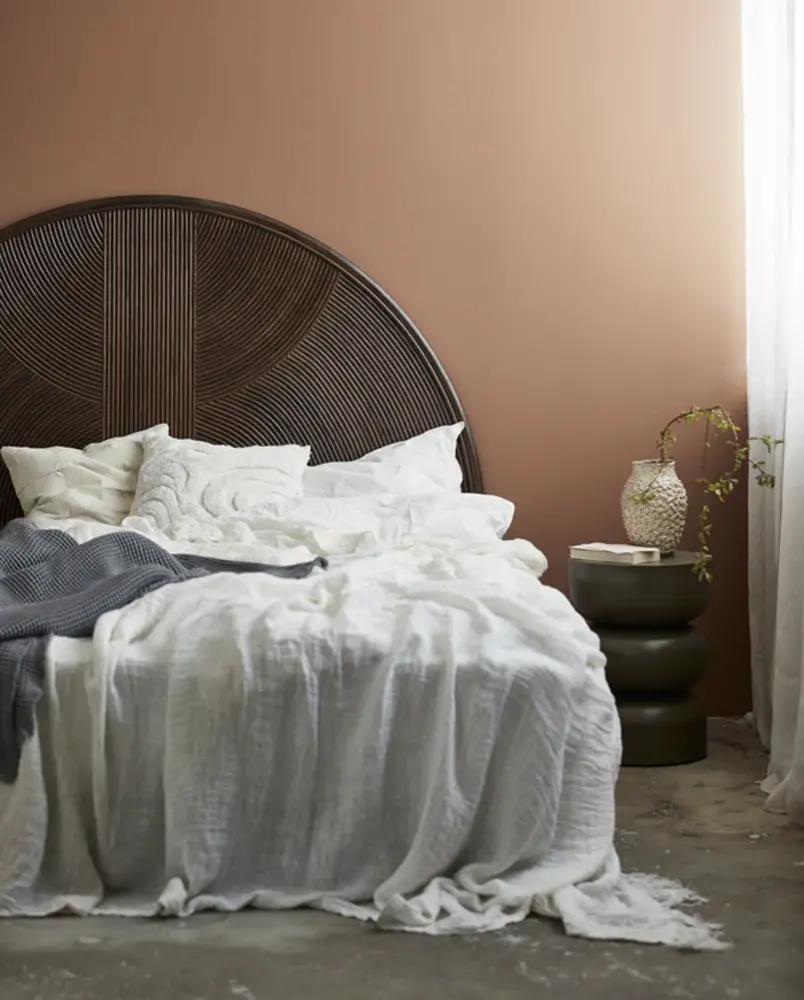 Nordal Bedspread with fringed linen - white