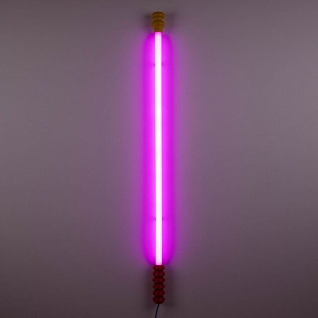 Seletti Superlinea lamp paars - 06941 Seletti Superlinea lamp paars - 06941