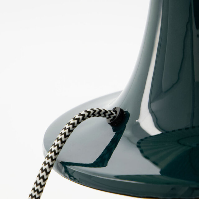 House Doctor Lampe de table tulipe verte - 206100406 House Doctor Lampe de table tulipe verte - 206100406