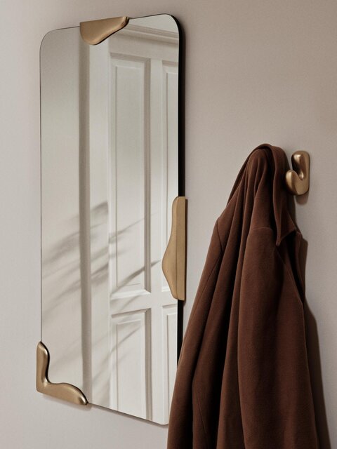 Broste Copenhagen Roberta spegel i mässing L - 71177706 Broste Copenhagen Roberta spegel i mässing L - 71177706