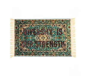 Seletti Diversité des tapis brûlés Seletti Diversité des tapis brûlés