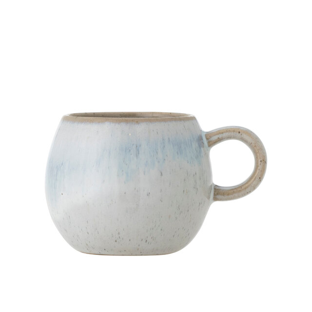 Bloomingville Paula espresso kopjes blauw set van 4 stuks - 82061625De Bloomingville Paula espresso kopjes worden geleverd in een set van 4 stuks. Beschikbaar in meerdere kleuren. Afmeting Ø7x6cm