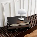 Louis Poulsen Lámpara de mesa portátil Panthella 160 cromo azul ópalo gris - 5744171449 Louis Poulsen Lámpara de mesa portátil Panthella 160 cromo azul ópalo gris - 5744171449