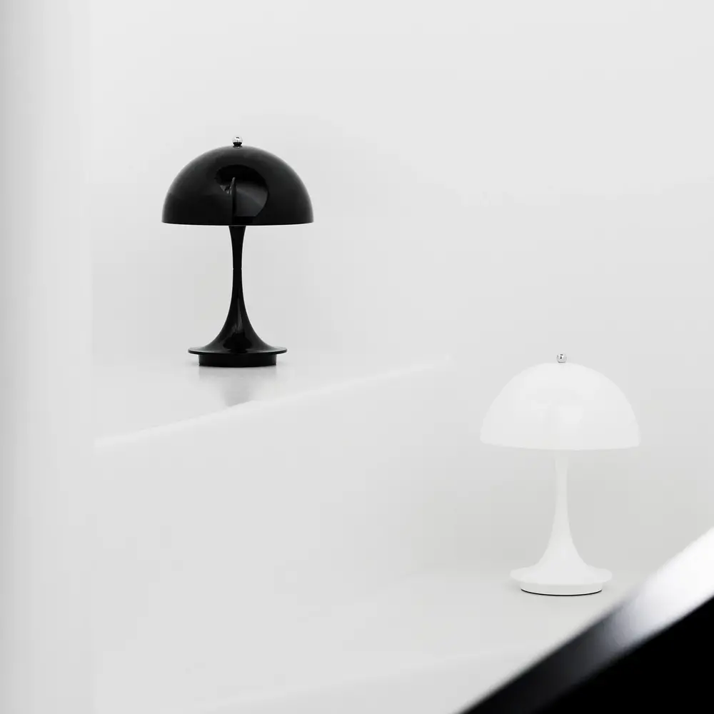 Louis Poulsen Panthella 160 bærbar bordlampe uigennemsigtig sort - 5744171494 Louis Poulsen Panthella 160 bærbar bordlampe uigennemsigtig sort - 5744171494