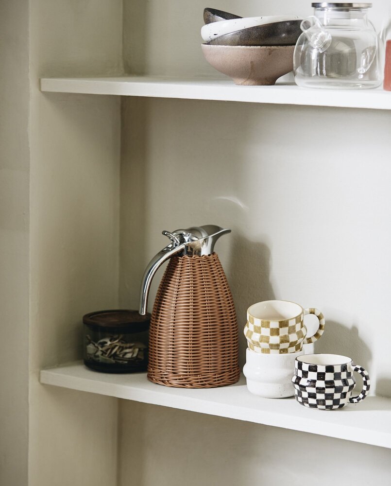 Nordal Ensemble de 4 mugs Ysia vert/ivoire - 6573 Nordal Ensemble de 4 mugs Ysia vert/ivoire - 6573