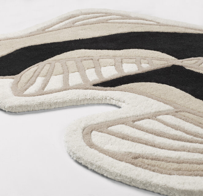 Broste Copenhagen Alfombra Koi negra/beige - 71110398
