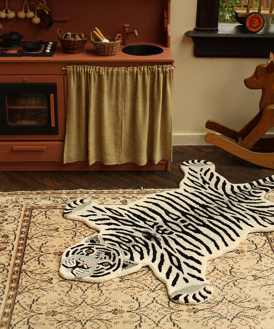 Doing Goods Tapis Tigre enneigé L - 1.45.10.005.020.5 Doing Goods Tapis Tigre enneigé L - 1.45.10.005.020.5