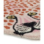 Doing Goods Rosa leopardteppe L - 1.45.10.037.030.5 Doing Goods Rosa leopardteppe L - 1.45.10.037.030.5