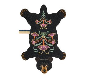 Doing Goods Blooming Black bear rug L Doing Goods Blooming Black bear rug L