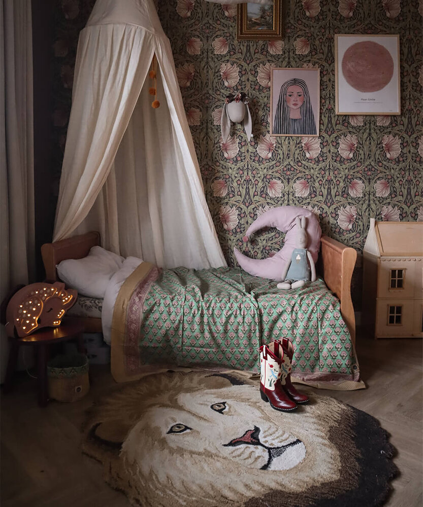 Doing Goods Ari Lion hovedtæppe L - 1.45.10.092.700.5 Doing Goods Ari Lion hovedtæppe L - 1.45.10.092.700.5