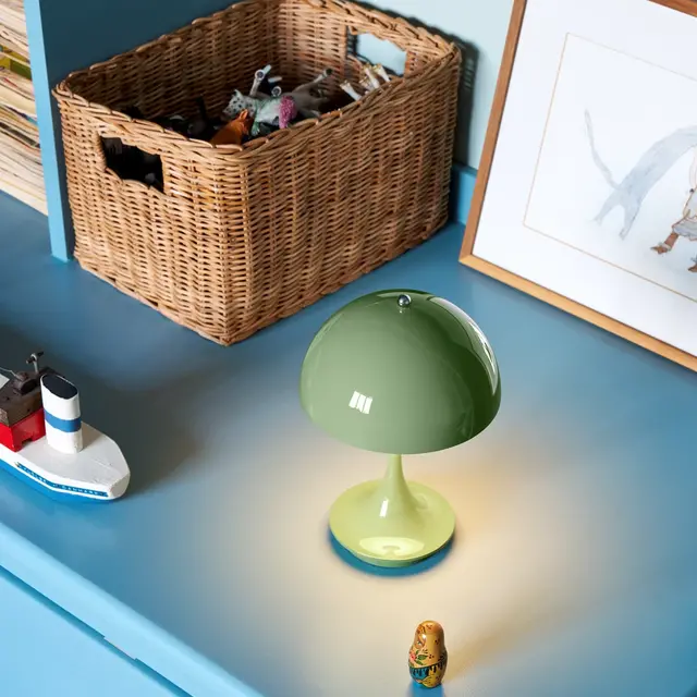 Louis Poulsen Panthella 160 portable tafellamp green - 5744173269