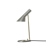 Louis Poulsen AJ bordlampe mini messing/varm grå - 5744171889 Louis Poulsen AJ bordlampe mini messing/varm grå - 5744171889