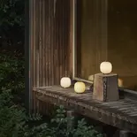 Louis Poulsen VL 45 radiohus bärbar lampa mässing/blank ljusrosa glas - 5744171724