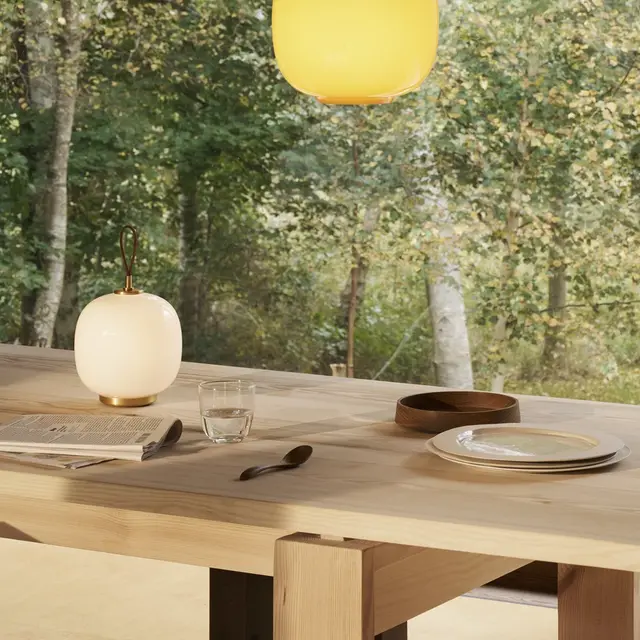 Louis Poulsen VL 45 radiohus bärbar lampa mässing/blank ljusrosa glas - 5744171724