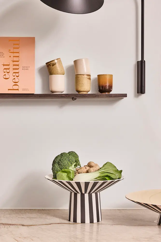 OYOY Centro de mesa Toppu a escala alta negro - L301534 OYOY Centro de mesa Toppu a escala alta negro - L301534