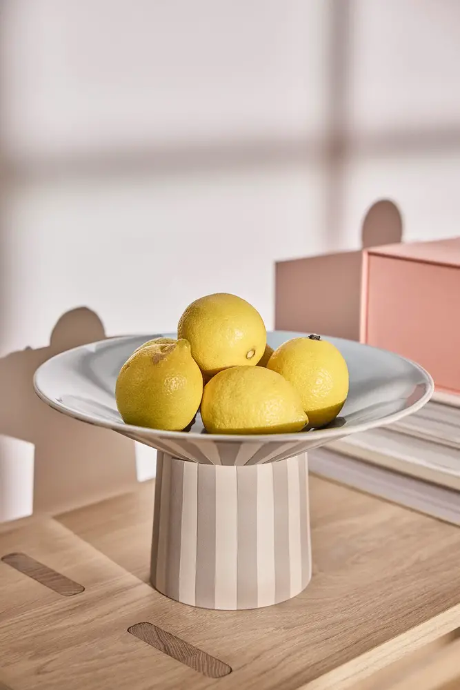 OYOY Toppu mittdekoration skala hög beige - L301538