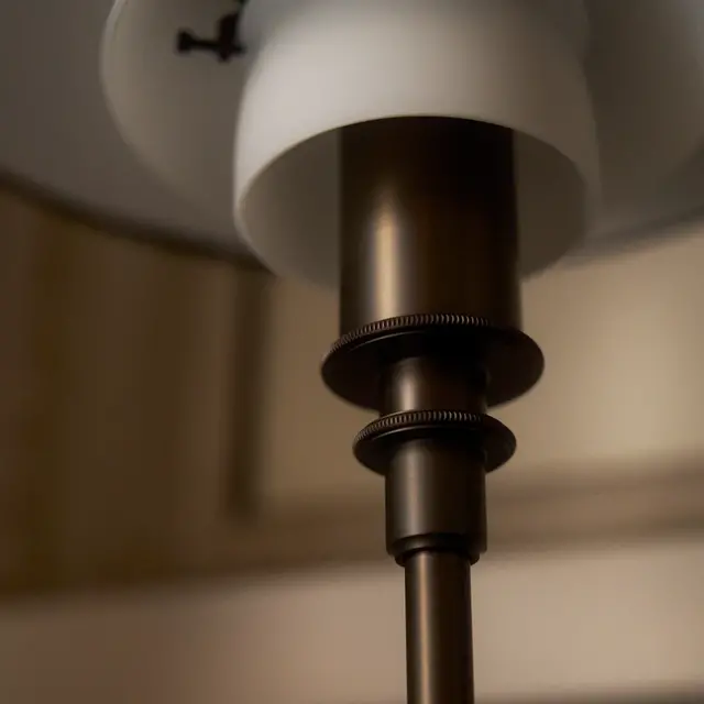 Louis Poulsen Lampe de table PH 3/2 en laiton vieilli opalin - 5744165617