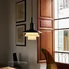 Louis Poulsen Lampada a sospensione PH 3/3 in ottone anticato opalino - 5741115806 Louis Poulsen Lampada a sospensione PH 3/3 in ottone anticato opalino - 5741115806