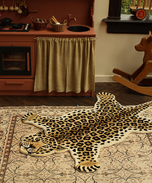 Doing Goods Loony leopard vloerkleed large - 1.45.10.001.700.5