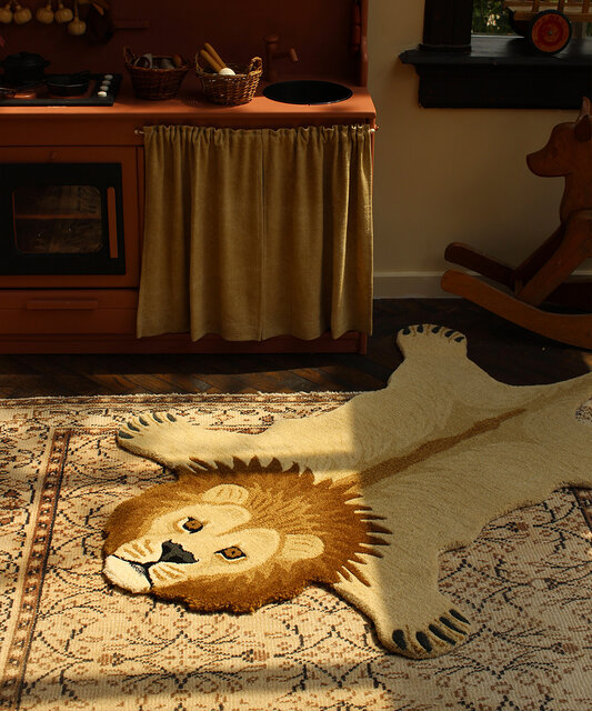 Doing Goods Moody lion vloerkleed large - 1.45.10.009.710.5