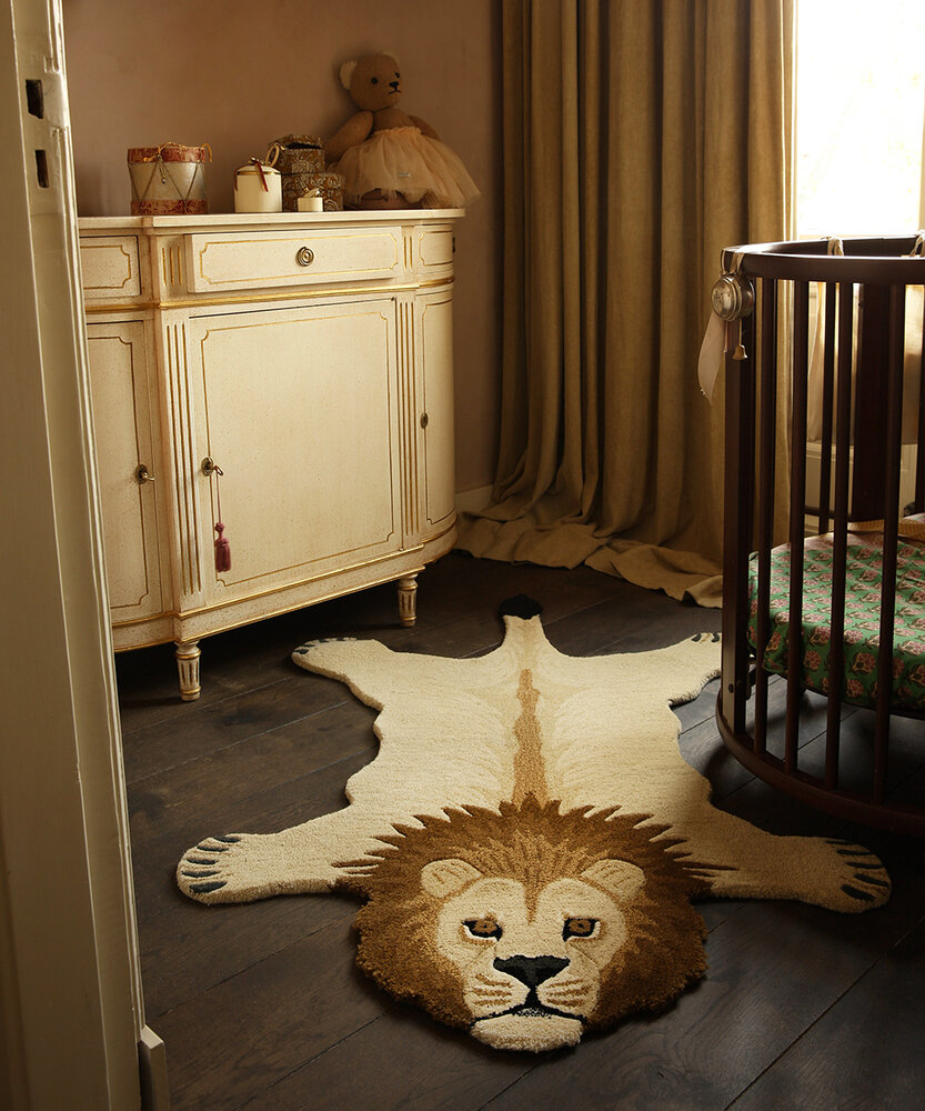 Doing Goods Moody lion rug large - 1.45.10.009.710.5 Doing Goods Moody lion rug large - 1.45.10.009.710.5