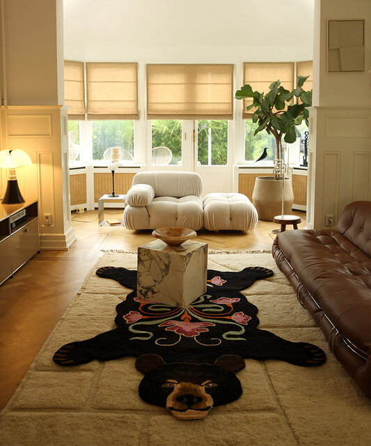 Doing Goods Tapis ours noir fleuri XL - 1.45.10.093.900.6