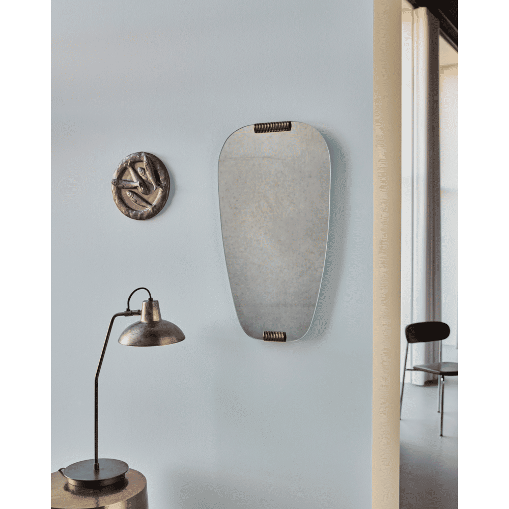House Doctor Spegelklämmor guld 58x32cm - 900000082 House Doctor Spegelklämmor guld 58x32cm - 900000082