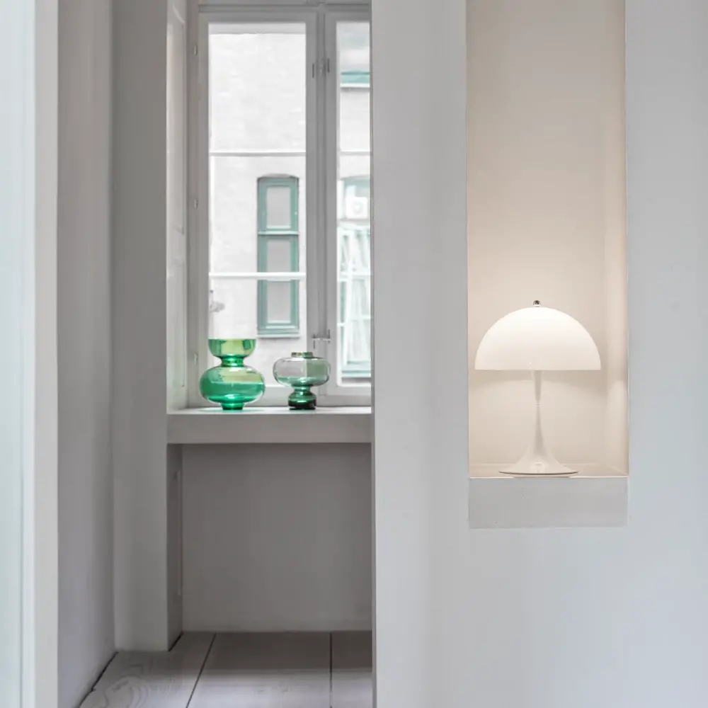 Louis Poulsen Panthella 250 portable table lamp opal white - 5744172943 Louis Poulsen Panthella 250 portable table lamp opal white - 5744172943